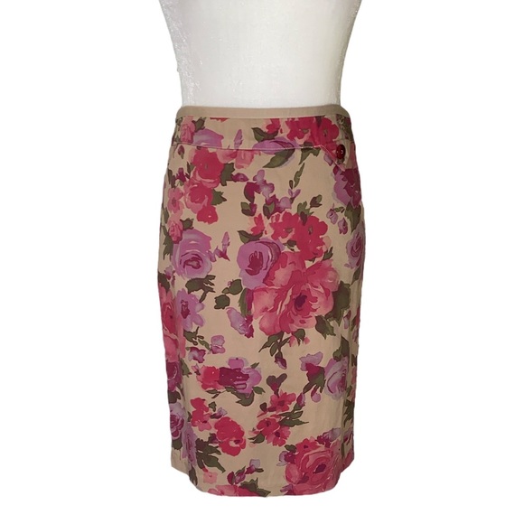 Anthropologie Dresses & Skirts - Anthropologie Odille Khaki Purple & Pink Floral Pencil Skirt - 0